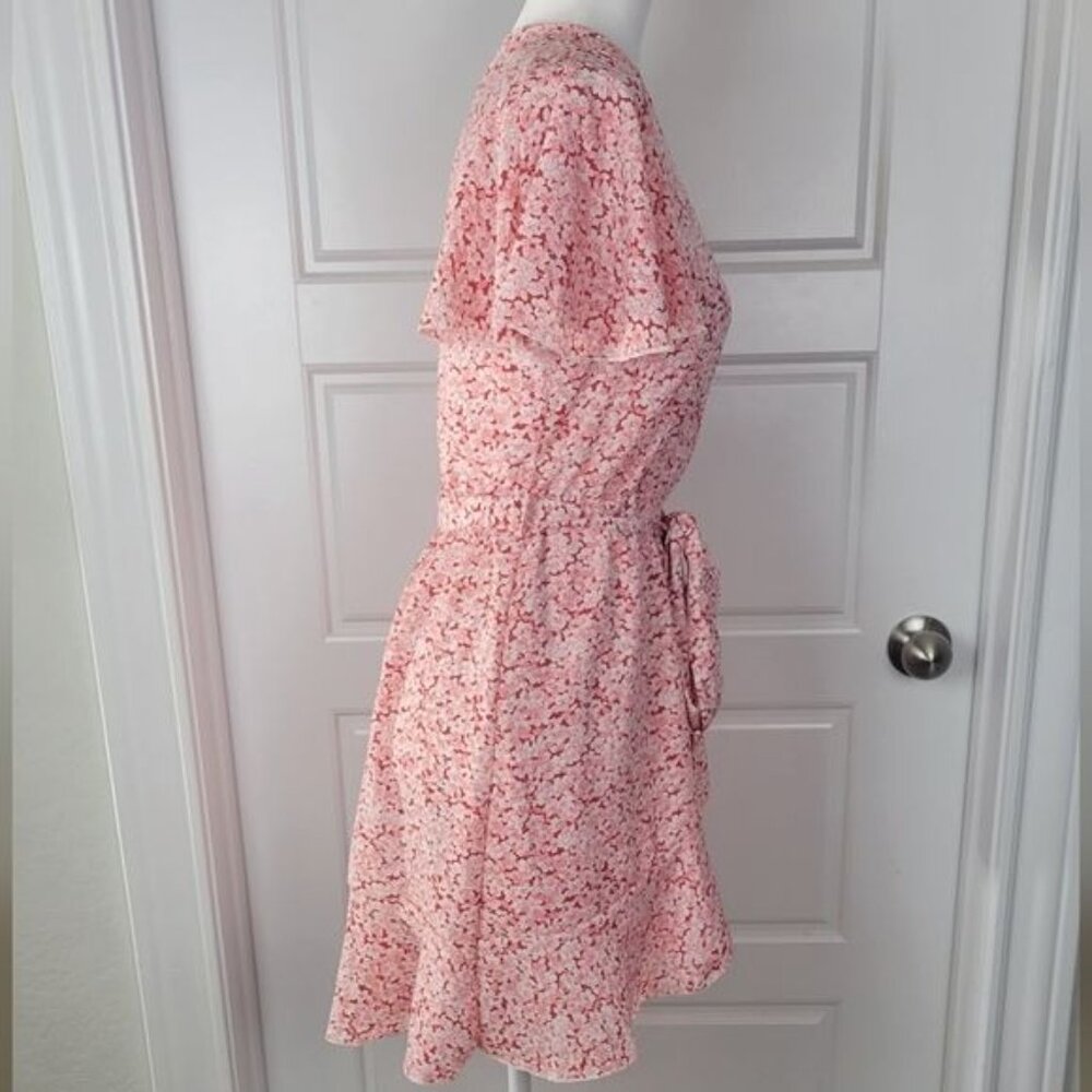 Cupshe Women's pink floral faux wrap dress size Small New With Tags - Picture 6 of 12